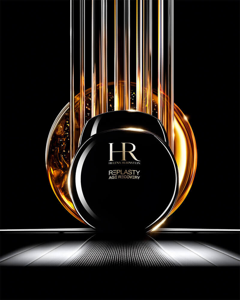Barattolo di crema Helena Rubinstein Replasty Age Recovery Night 30PX su sfondo nero e dorato
